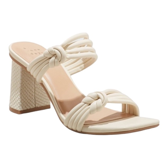 NWT A New Day IVORY ANIA MULE HEELS Women’s 9.5 SANDALS SHOES - Picture 4 of 8
